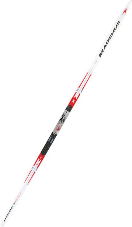 Madshus Redline Carbon Classic Cold Längdskidor för Optimal Prestanda