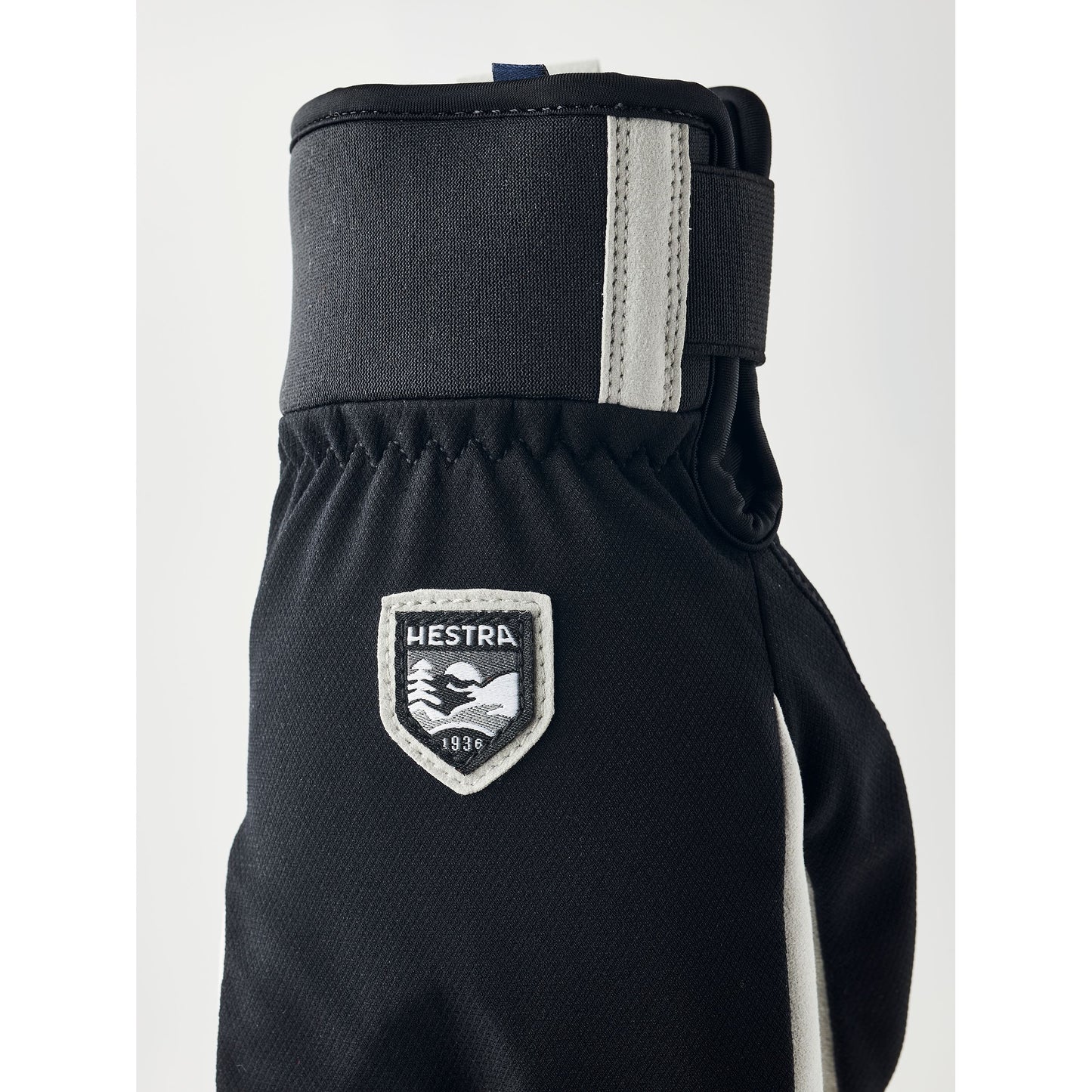 Hestra Wool Terry Windbreaker Split Mitt - Vindtät handske i svart