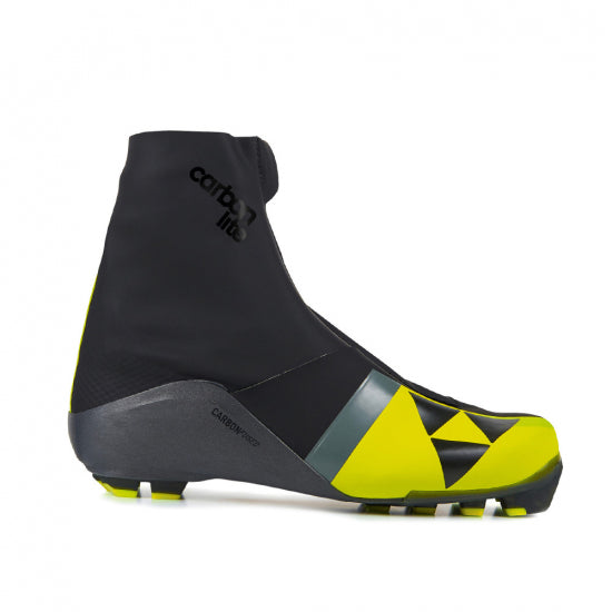 Fischer Carbonlite Classic Lättviktig, Stödjande Längdskidpjäxa för Optimal Klassisk Prestanda