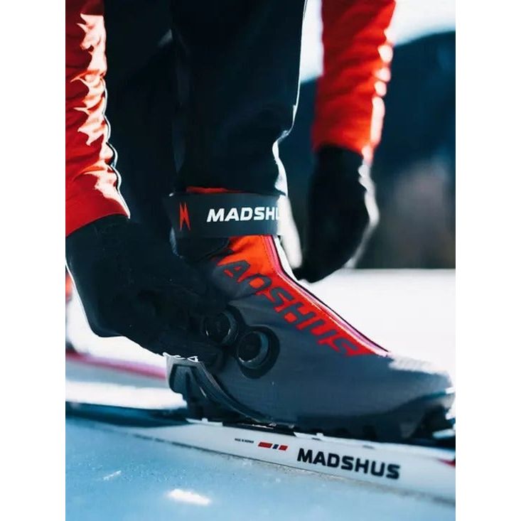 Madshus Race Pro BOA® Skate Performance Längdskidpjäxa – Unisex, Snabb Justering