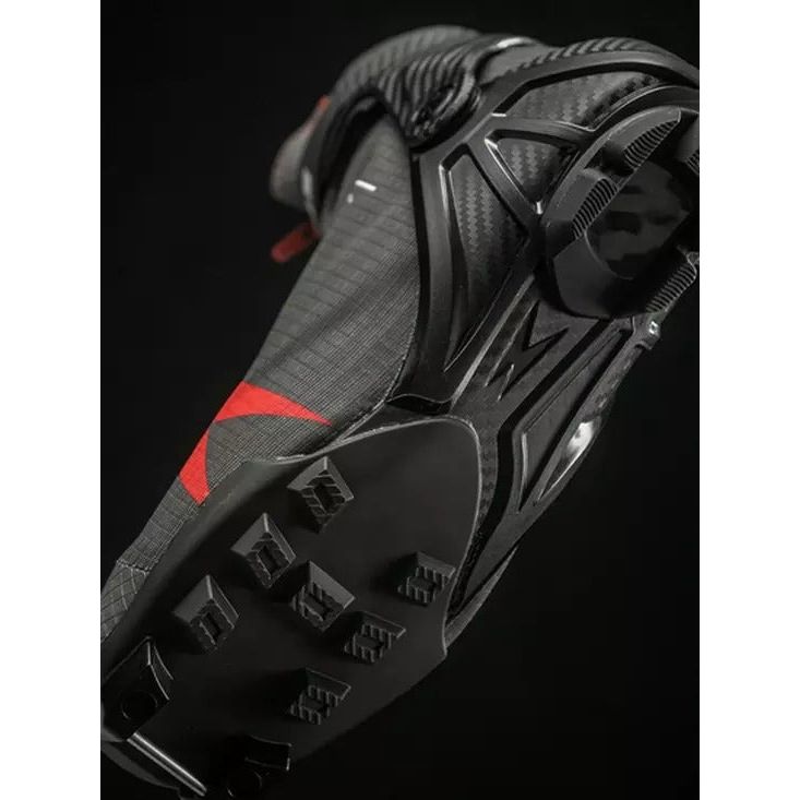 Madshus Race Pro BOA® Skate Performance Längdskidpjäxa – Unisex, Snabb Justering