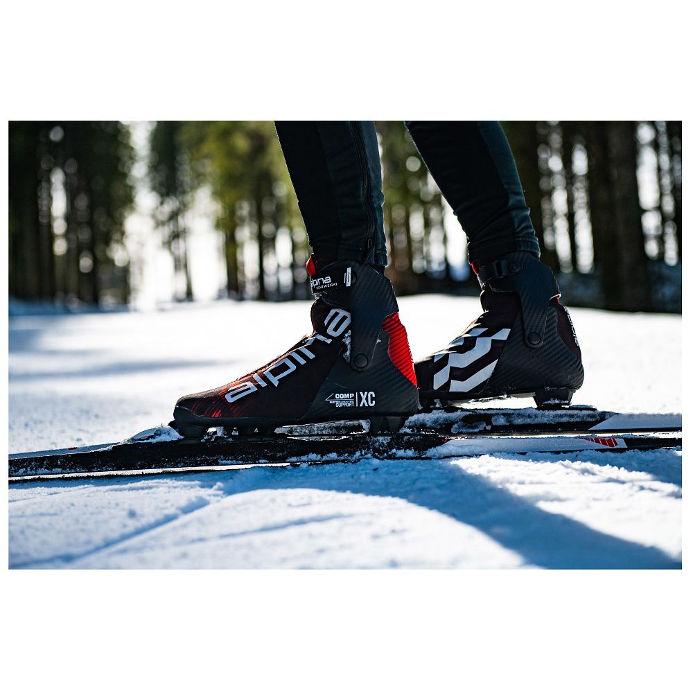 Alpina COMP SK Skatesko: Högpresterande Tävlingskänga med Kolfiber för Optimal Stabilitet
